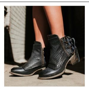 Freebird by Steven Cheri booties